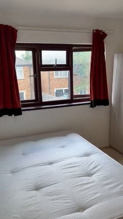 Property photo 1 of 3