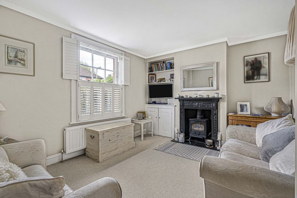 Property photo 3 of 18