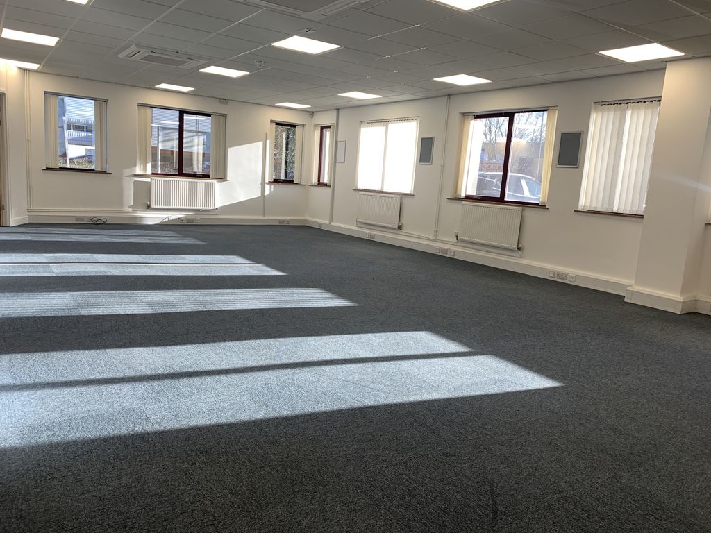 Property photo 1 of 6 Quality Ground Floor Office Suite With Parking