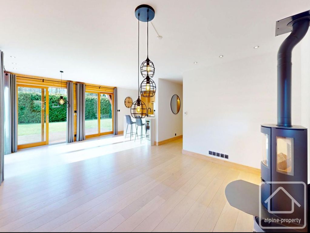 Property photo 3 of 40