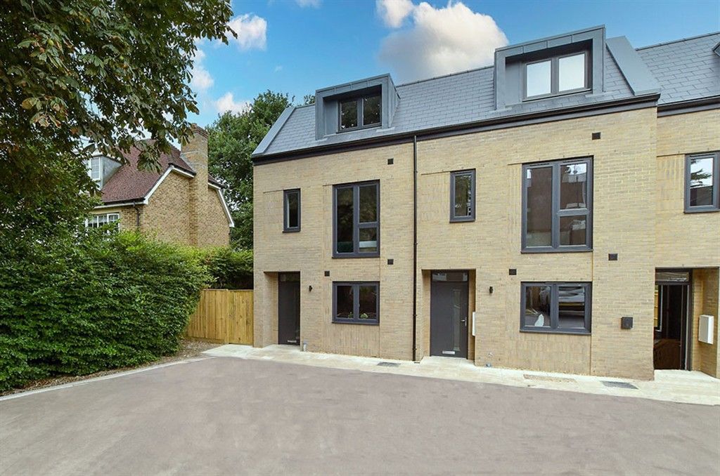 Property photo 2 of 14 Front