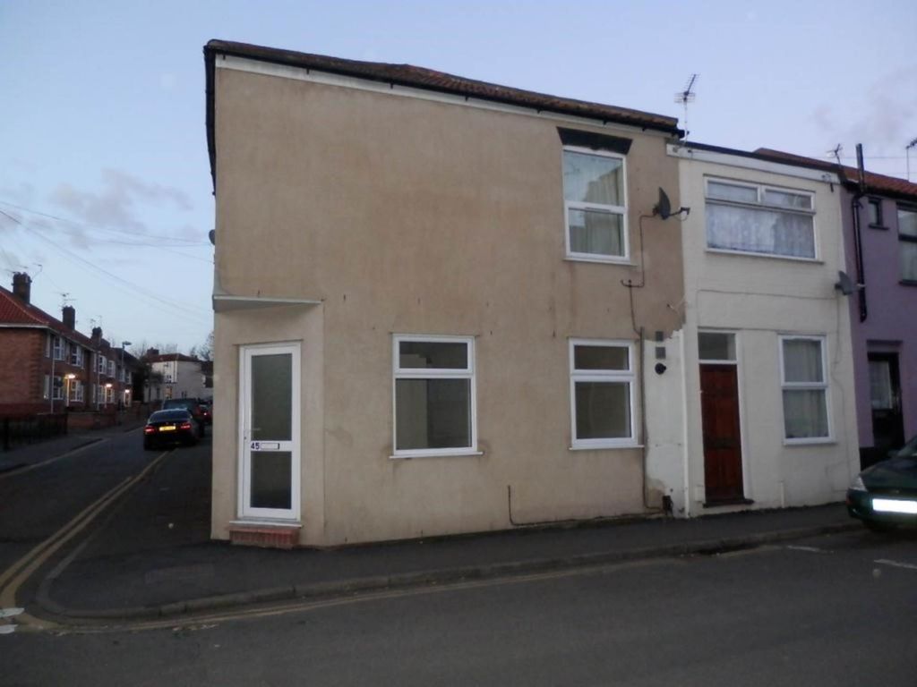 Property photo 1 of 5