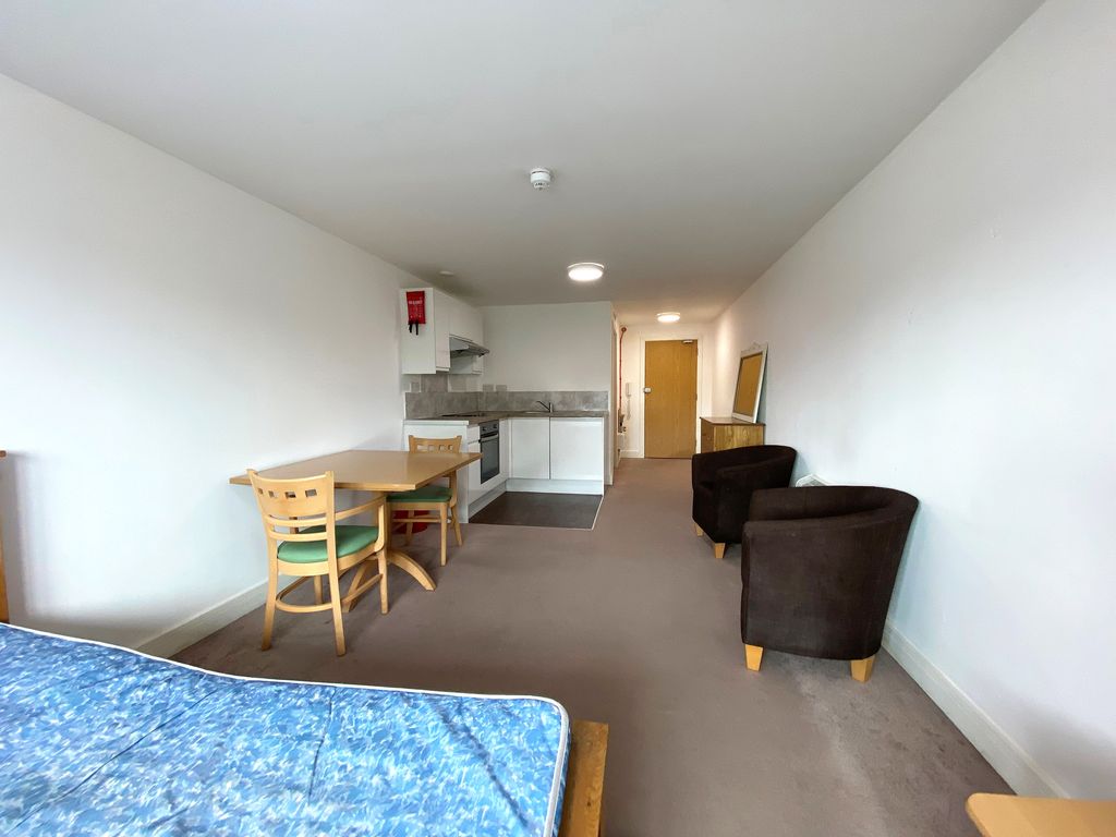 Property photo 2 of 6