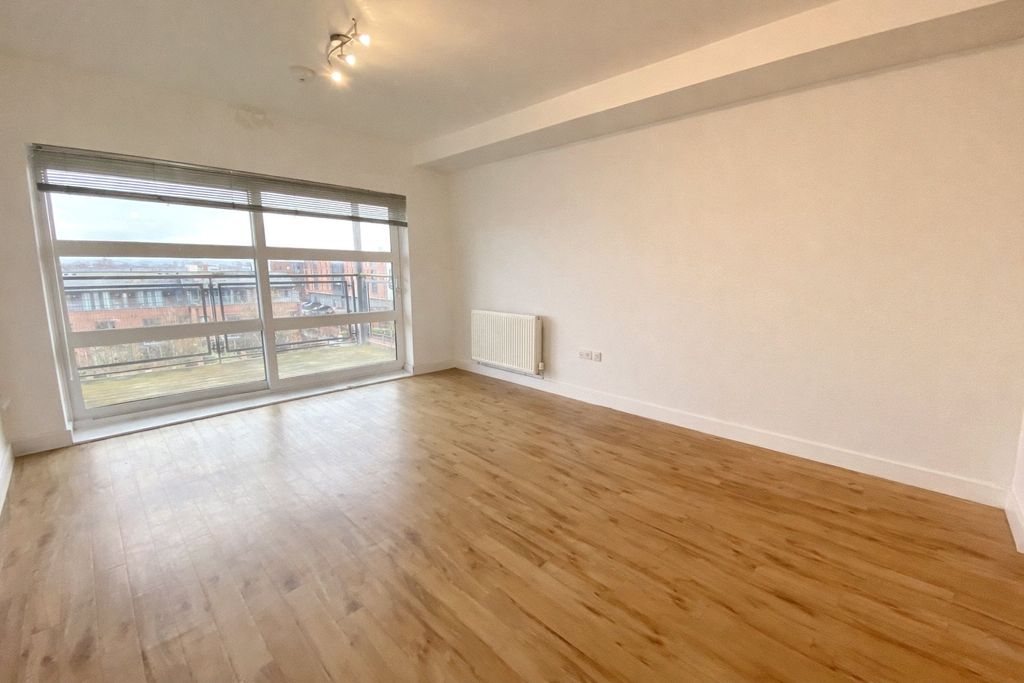 Property photo 2 of 10 Picture No. 28