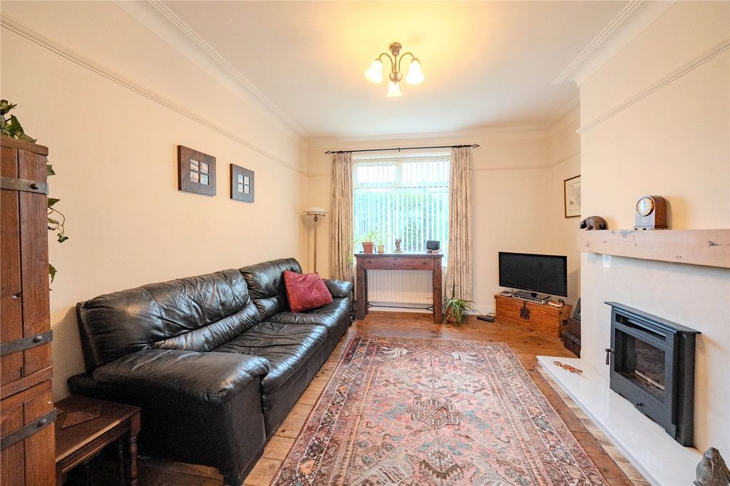 Property photo 2 of 23 Picture No. 02