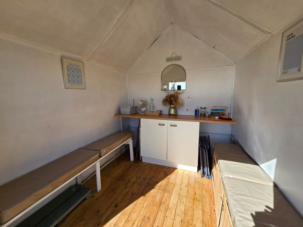 Property photo 3 of 8 20240917_113524