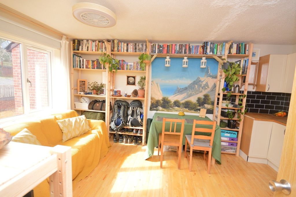 Property photo 2 of 8 Living Space