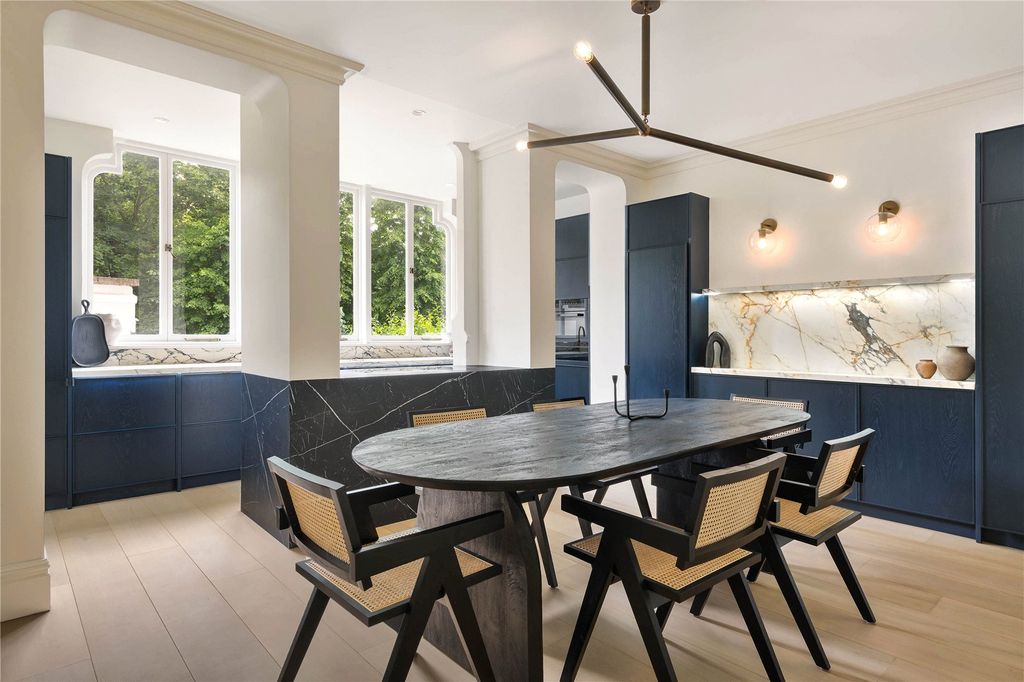 Property photo 2 of 12 Dining Room