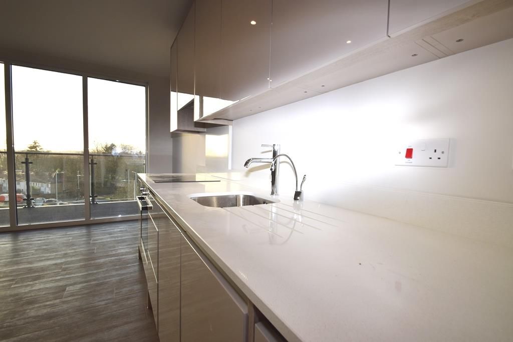 Property photo 2 of 20 Kitchen