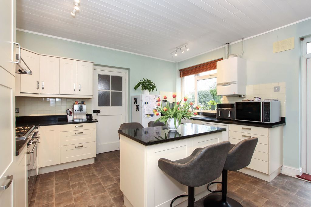 Property photo 2 of 23 Photo 8