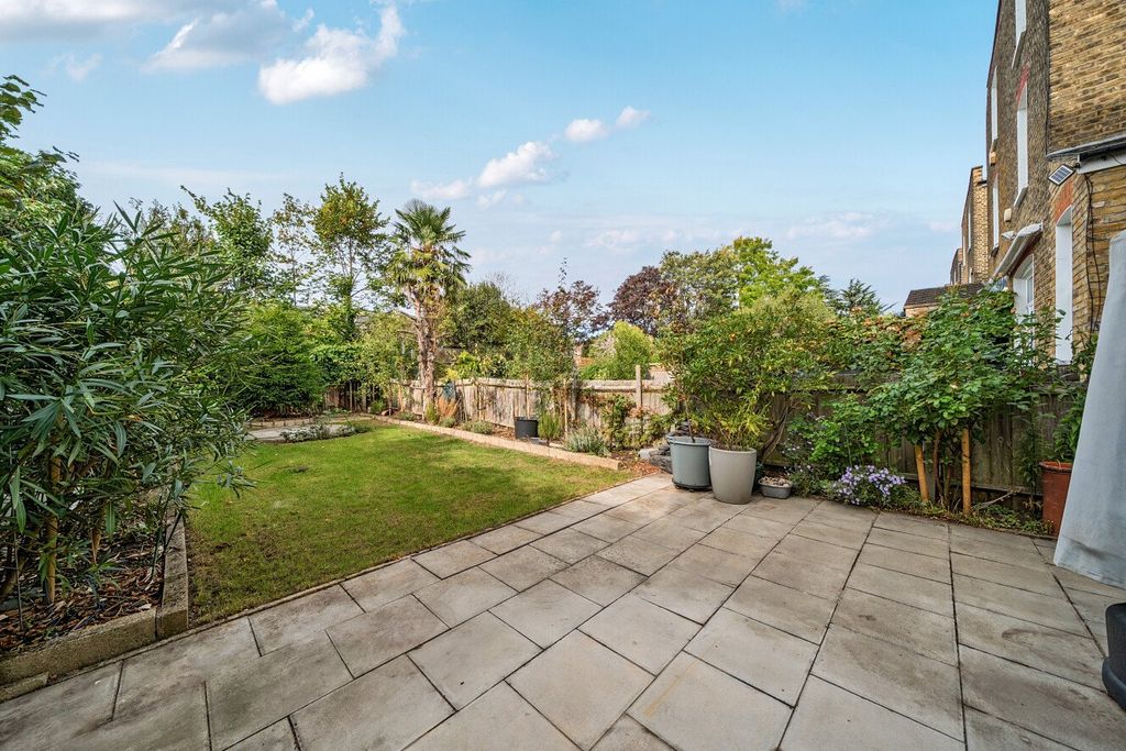 Property photo 2 of 18 Picture No. 07