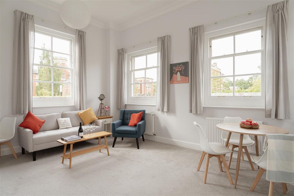 Property photo 3 of 15 2.Jpg