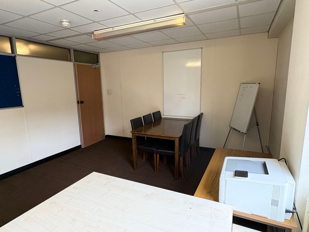 Property photo 1 of 4 Photo 3