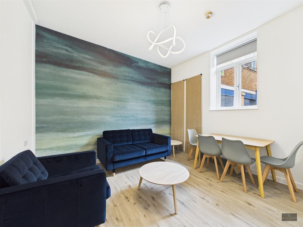 Property photo 1 of 7 Cam02887G0-Pr0495-Still004.Jpg