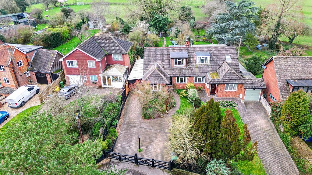 Property photo 1 of 24 Photo 17