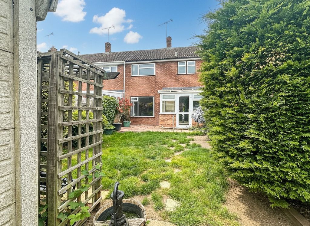Property photo 3 of 12