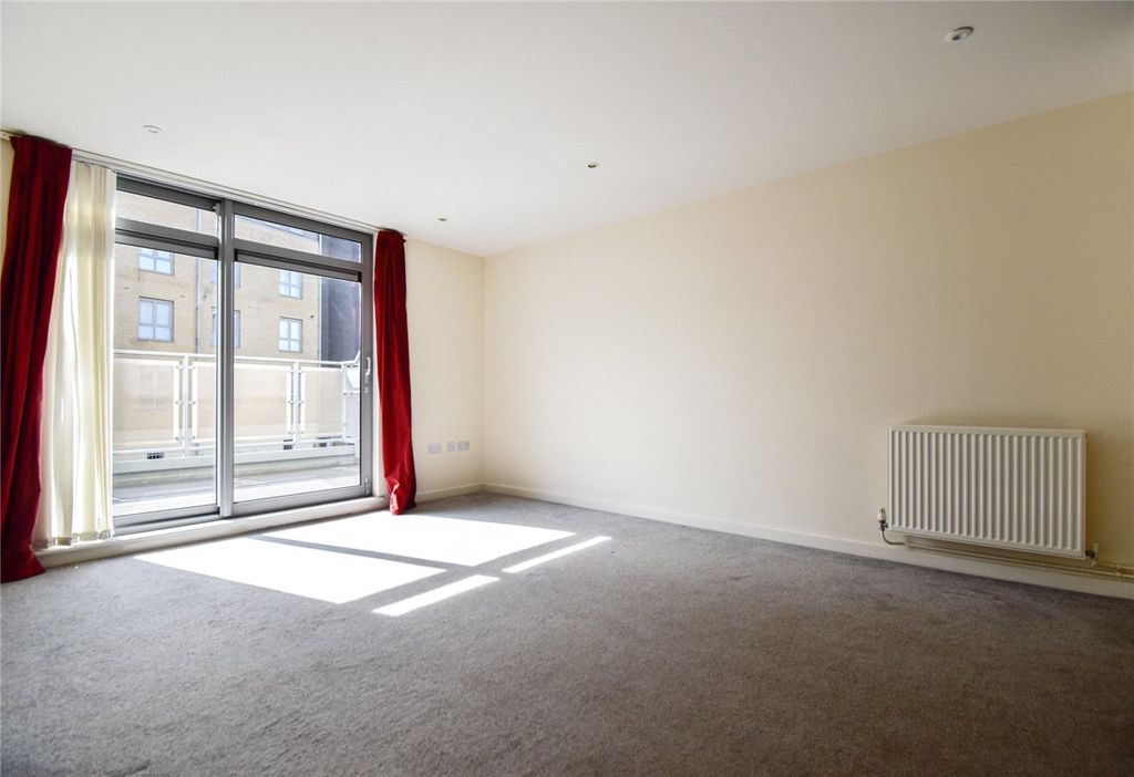 Property photo 3 of 10 Picture No. 19