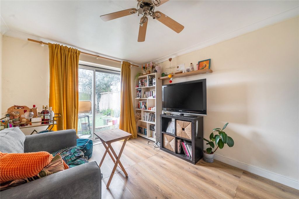 Property photo 3 of 12 Reception Room