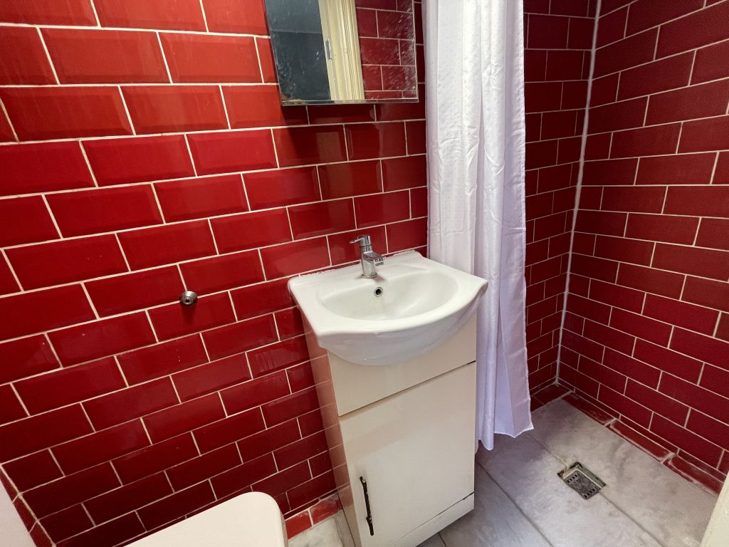 Property photo 2 of 3