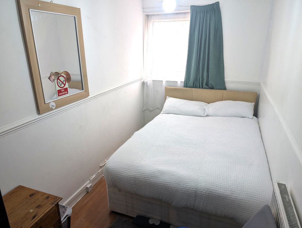 Property photo 1 of 5 Bedroom