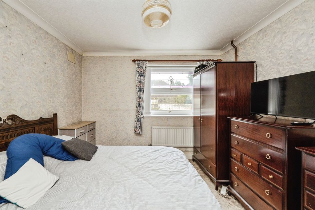 Additional image 12 of 1 bed flat for saleEiddwen Road, Penlan, Swansea SA5