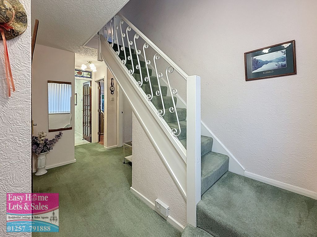 Property photo 3 of 24 Hallway