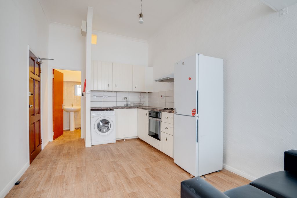 Property photo 2 of 10 Dsc08344