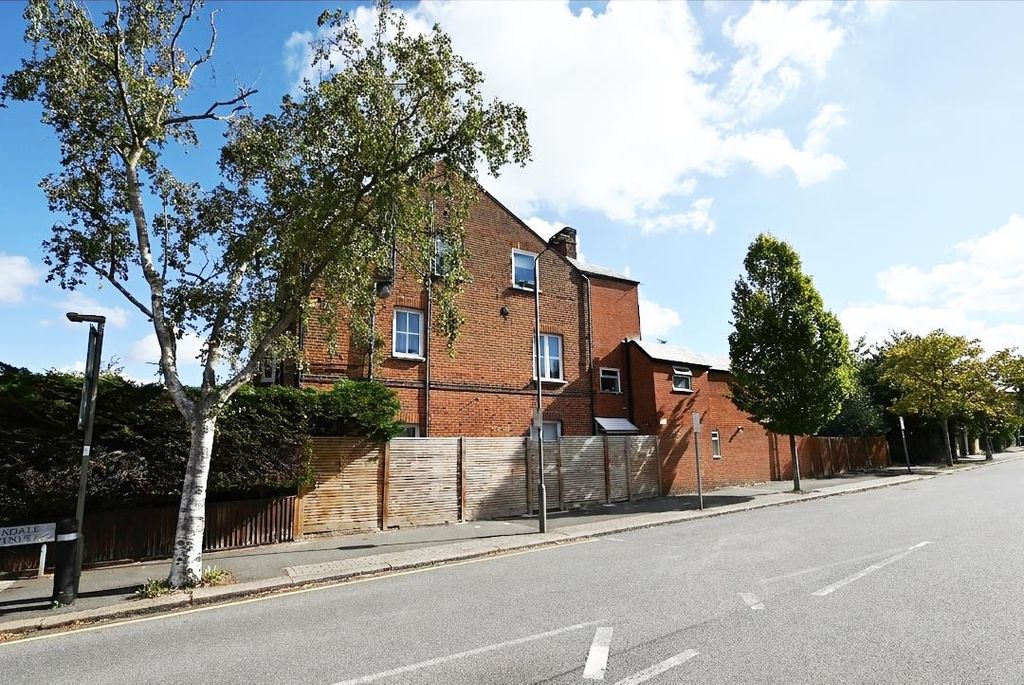 Property photo 1 of 15 14