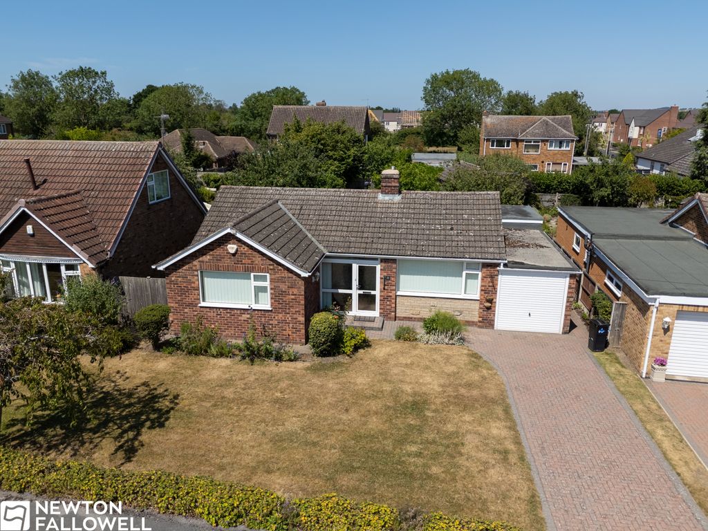 Property photo 2 of 21
