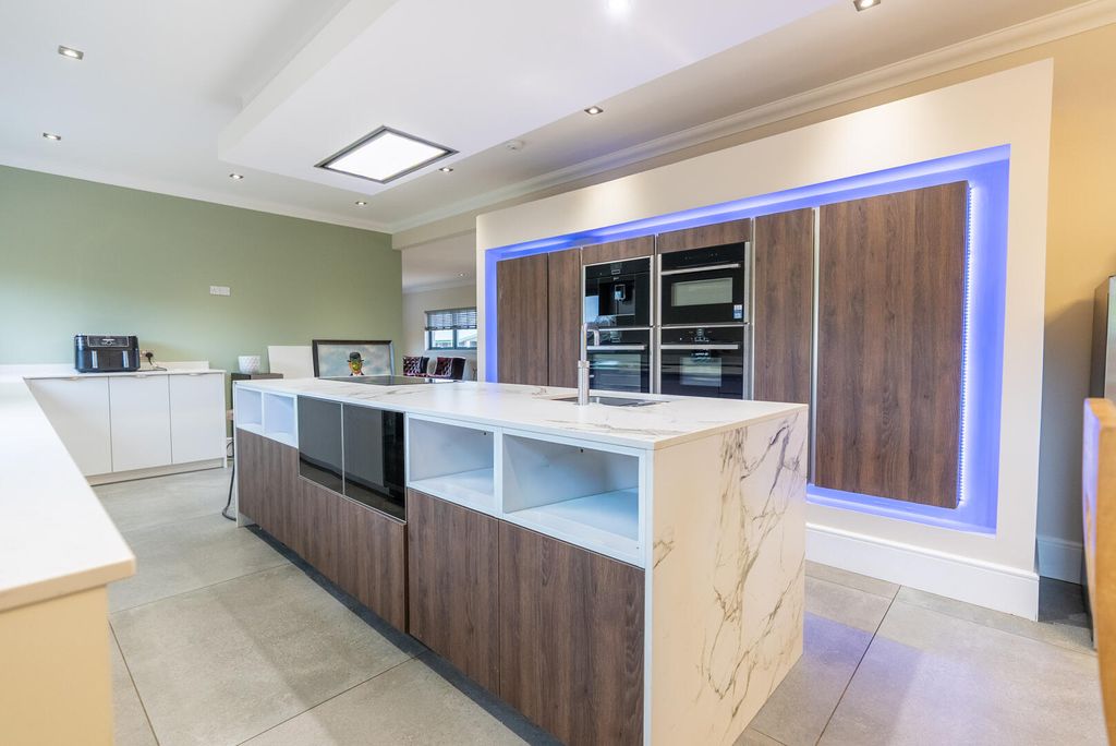 Property photo 1 of 36 Kitchen