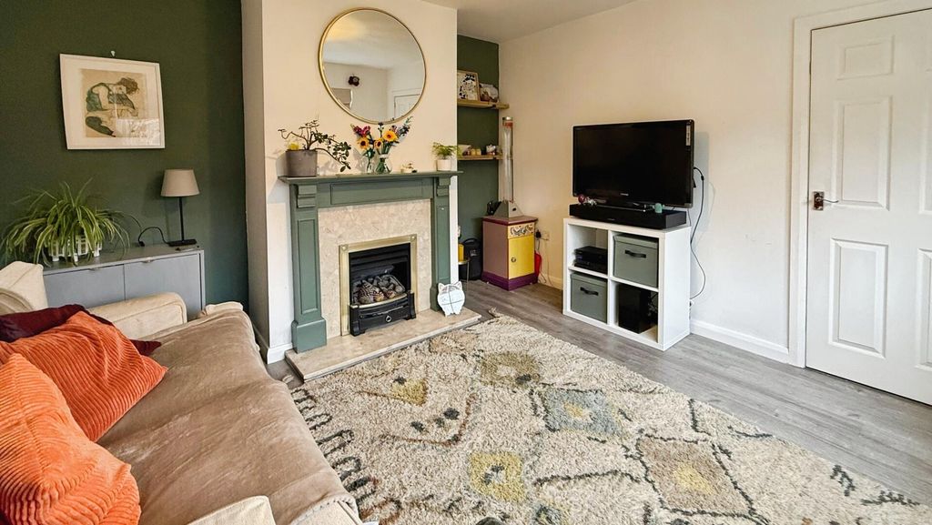 Property photo 2 of 23 Living Room