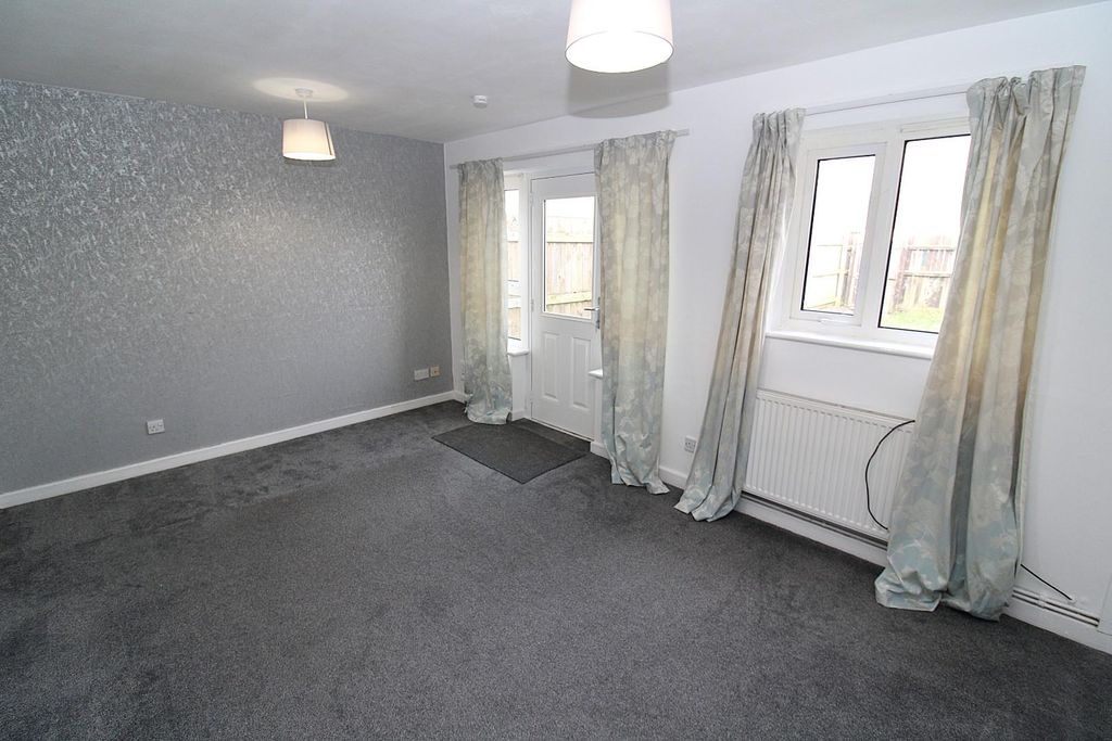 Property photo 3 of 11 Img_2923.Jpg