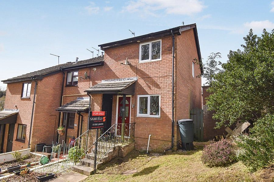 Property photo 1 of 12