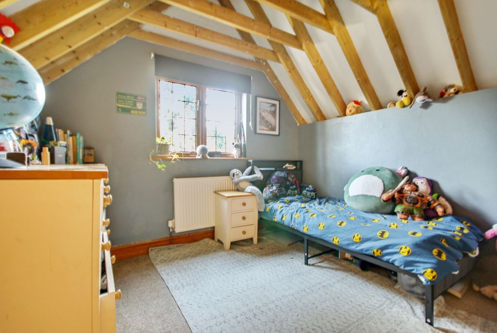 Property photo 3 of 19