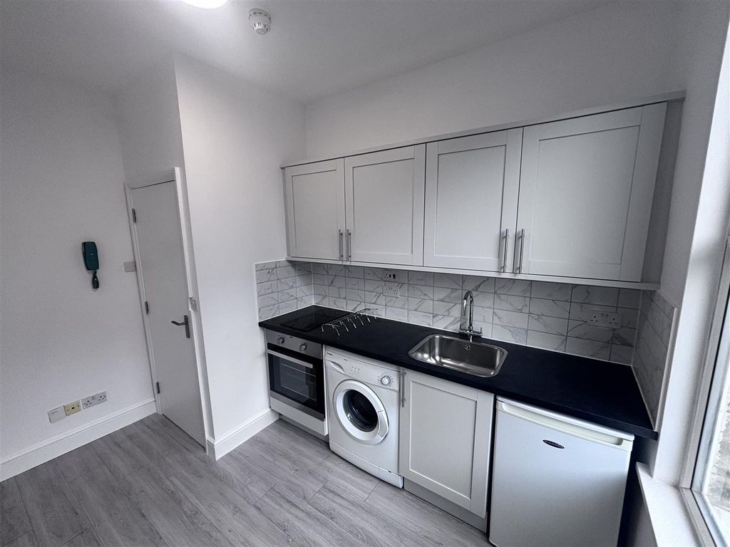 Property photo 3 of 8 Img_1545.Jpg