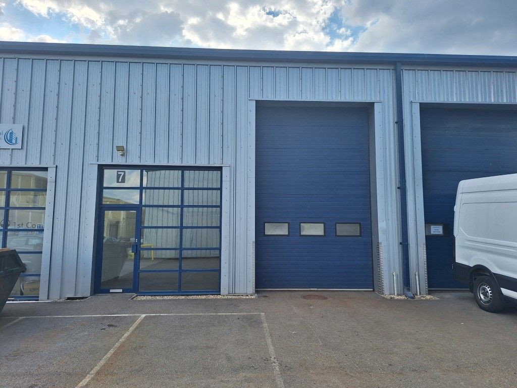 Property photo 1 of 3
