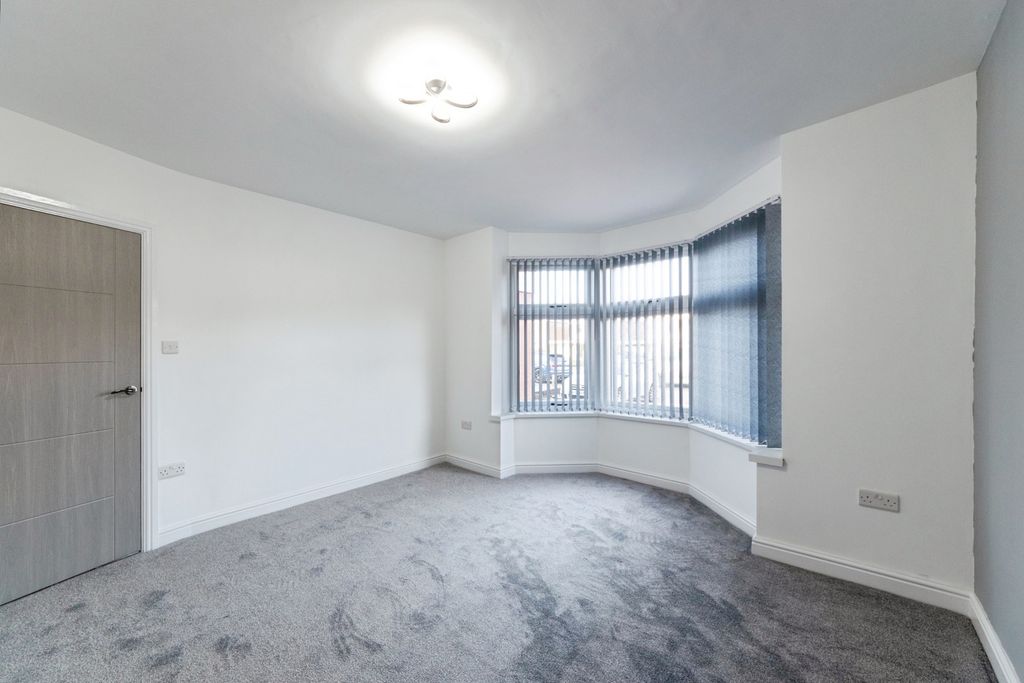 Property photo 2 of 16 Photo