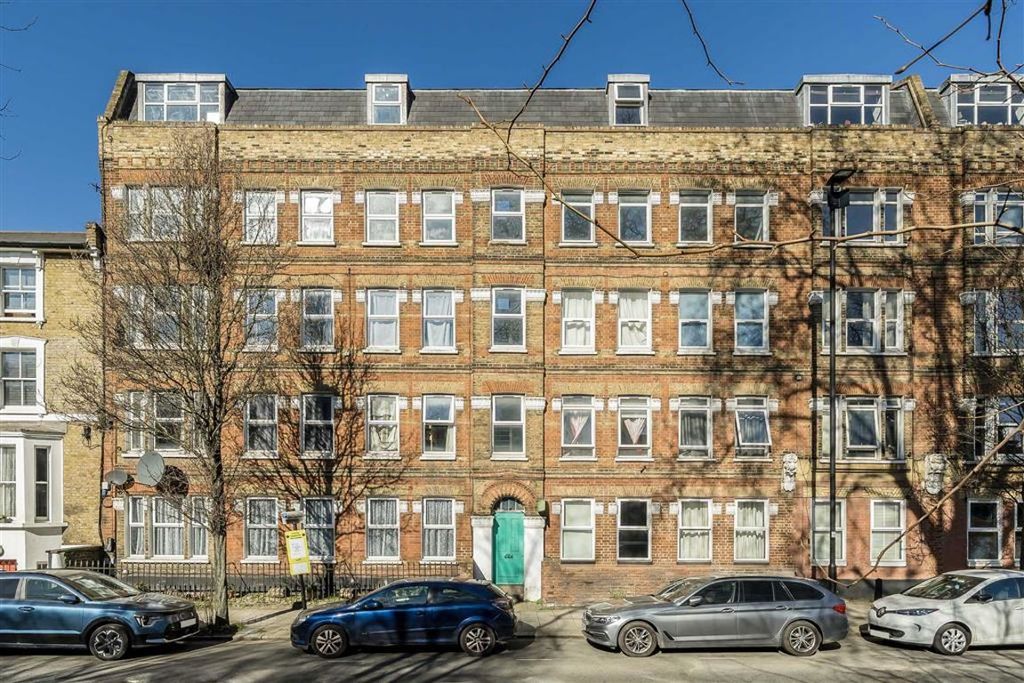 Property photo 1 of 6