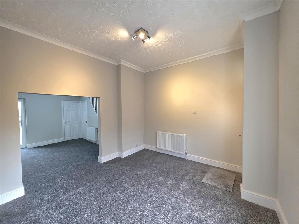 Property photo 2 of 11 20251111_130538.Jpg