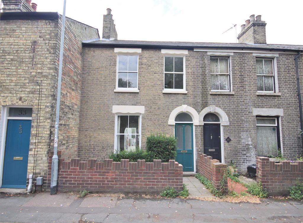 Property photo 1 of 6