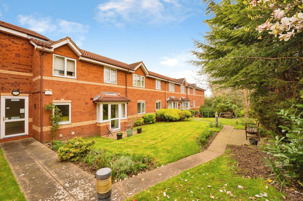 Property photo 1 of 20 Aba0Ed52-22