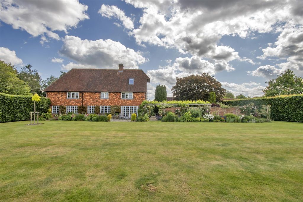 Property photo 1 of 63 Sharps Cottage