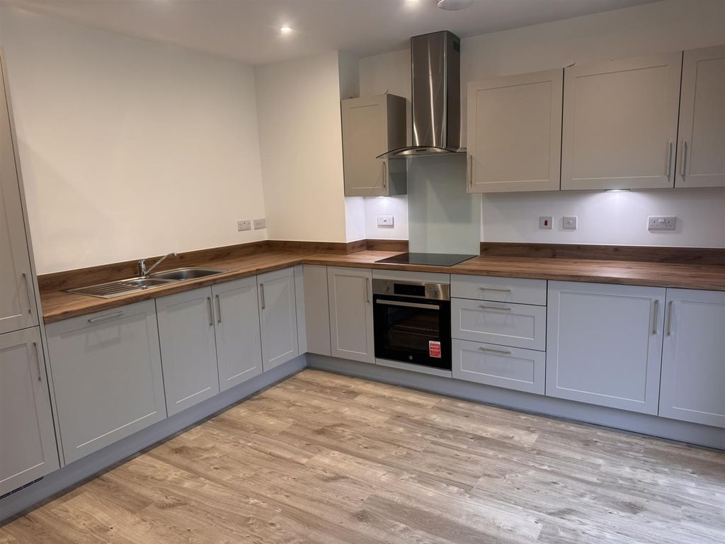 Property photo 2 of 12 Img_1305.Jpeg