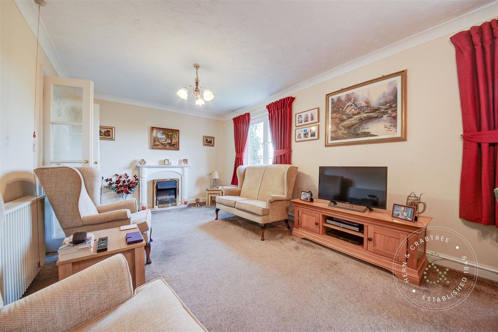 Property photo 1 of 15 Mclay-Court-47-08.Jpg