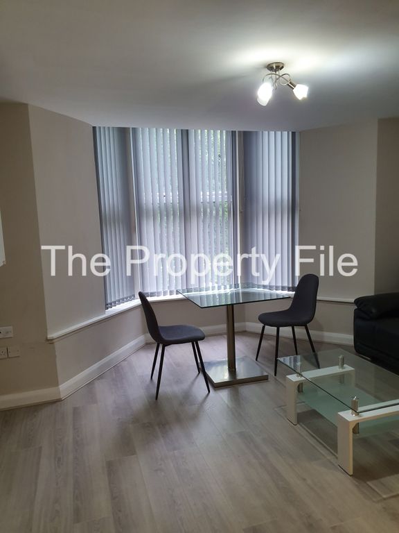 Property photo 2 of 9