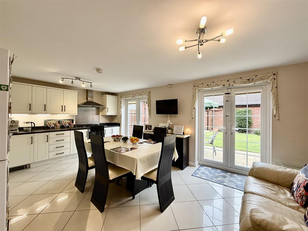 Property photo 3 of 27 2