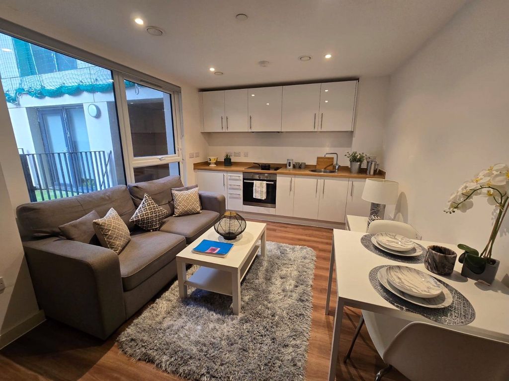 Property photo 2 of 7 Picture No. 05