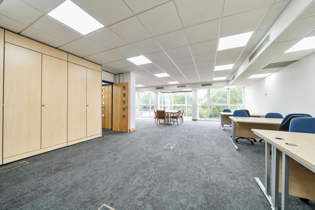 Property photo 3 of 18 1133387 13.Jpg