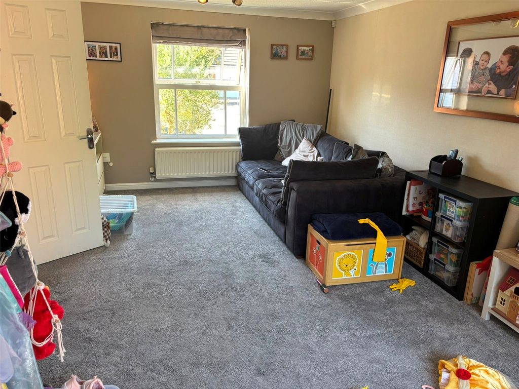 Property photo 3 of 11 Picture No. 20