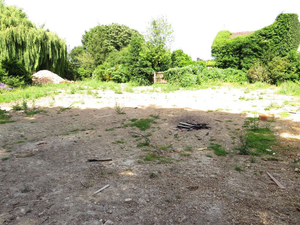 Property photo 1 of 5